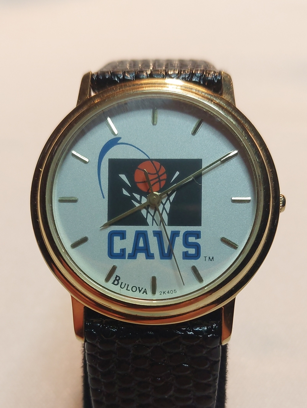 Vintage 1990s Bulova SportsTime official NBA licensed Cleveland Cavaliers
